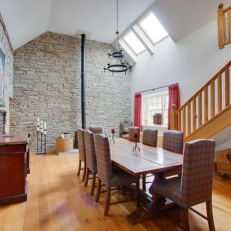Home Farm B&B - Sunflower Room ฟอร์ฟาร์ ภายนอก รูปภาพ